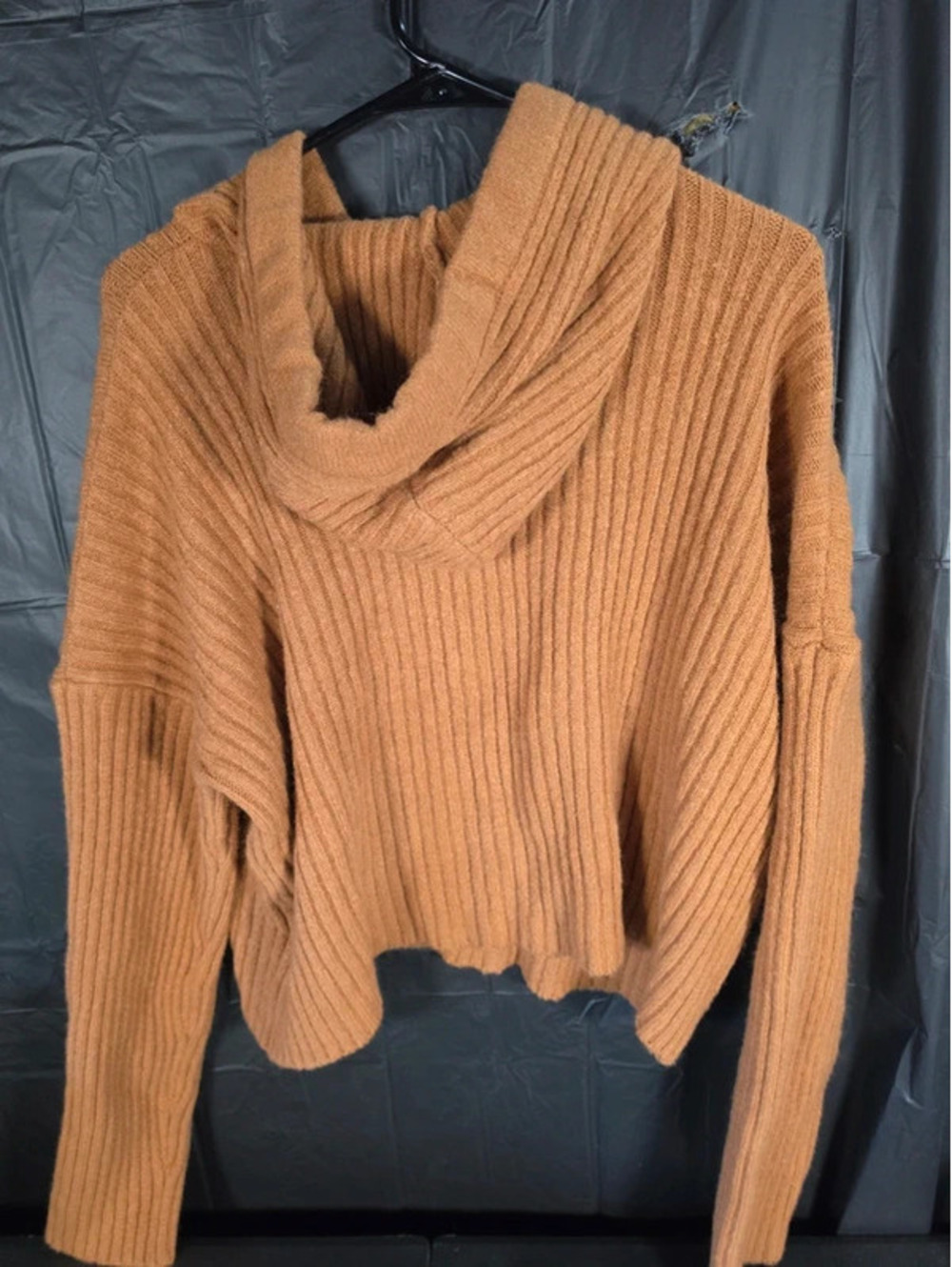 Sweatshirt - Picture 3 of 3